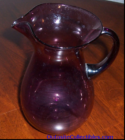outasite!!_collectibles_vintage_blenko_amethyst_glass_pitcher001001.jpg