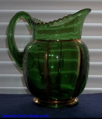 outasite!!_collectibles_vintage_empress_glass_pitcher_emerald_green001010.jpg