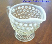 outasite_collectibles_vintage_glass_pitchers_main001010.jpg