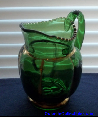 outasite_collectibles_vintage_glass_pitchers_main001011.jpg