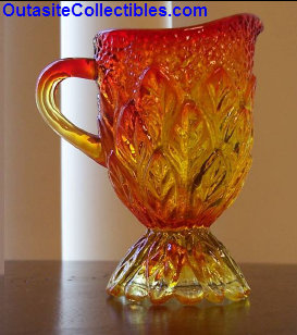 outasite_collectibles_vintage_glass_pitchers_main001016.jpg