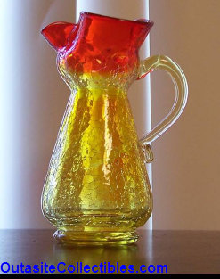 outasite_collectibles_vintage_glass_pitchers_main001017.jpg