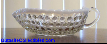 outasite!!_collectibles_vintage_moonstone_nappy_heart_shaped_anchor_hocking001001.jpg