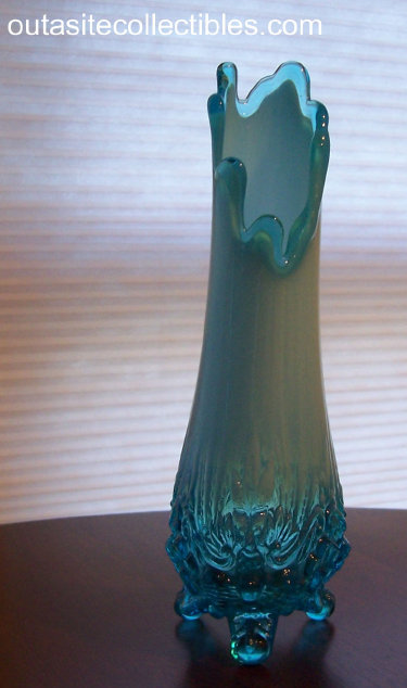 outasite!!_collectibles_sowerby_glass_blue_opalescent_vase_antique_piasa_bird_vase001031.jpg