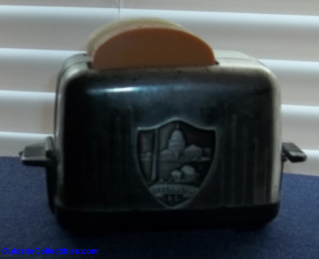 outasite!!_collectibles_vintage_toaster_sale_pepper_shakers_retro001002.jpg