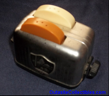 outasite!!_collectibles_vintage_toaster_sale_pepper_shakers_retro001003.jpg